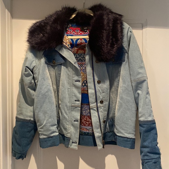 Fate Denim Jacket with Faux Fur - Picture 1 of 3